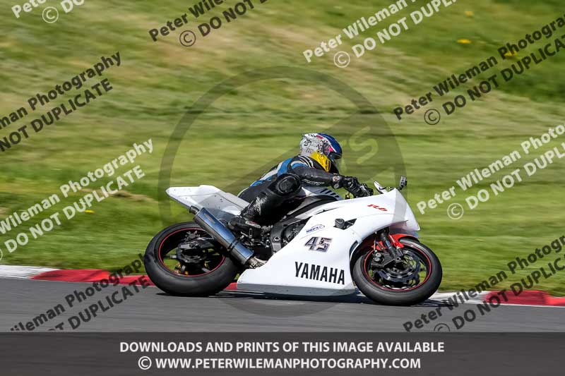 cadwell no limits trackday;cadwell park;cadwell park photographs;cadwell trackday photographs;enduro digital images;event digital images;eventdigitalimages;no limits trackdays;peter wileman photography;racing digital images;trackday digital images;trackday photos